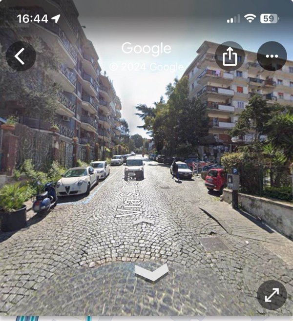 appartamento in vendita a Napoli in zona Vomero