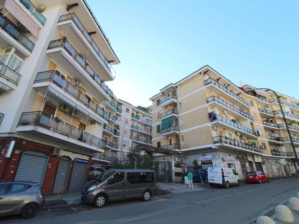 appartamento in vendita a Napoli in zona Capodimonte / Colli Aminei