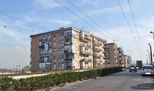 appartamento in vendita a Napoli in zona Ponticelli