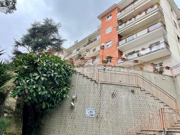 appartamento in vendita a Napoli in zona Posillipo