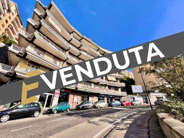 appartamento in vendita a Napoli in zona Bagnoli