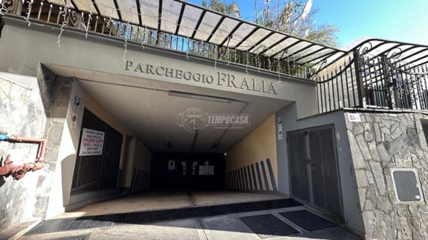 ufficio in vendita a Napoli in zona Fuorigrotta