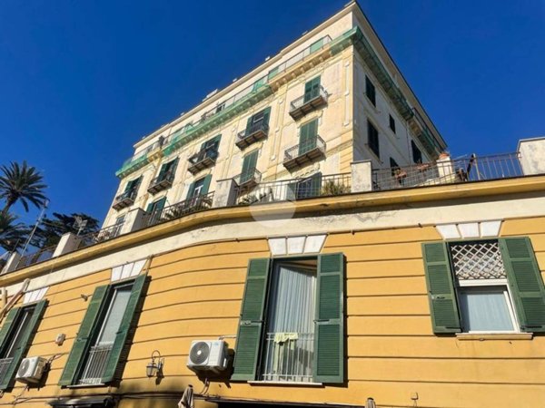 appartamento in vendita a Napoli in zona Posillipo
