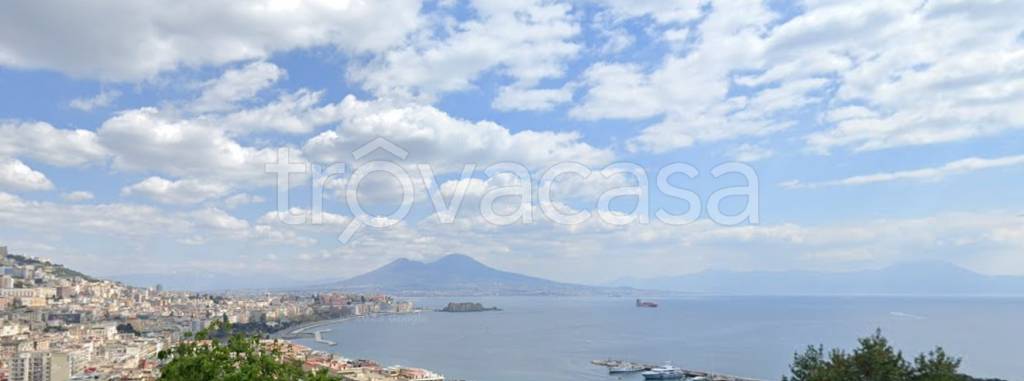 appartamento in vendita a Napoli in zona Posillipo