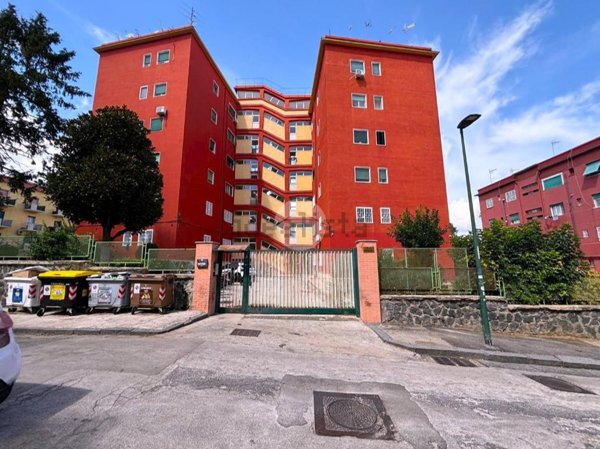 appartamento in vendita a Napoli in zona Capodimonte / Colli Aminei