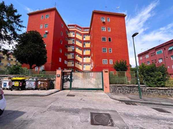 appartamento in vendita a Napoli in zona Capodimonte / Colli Aminei