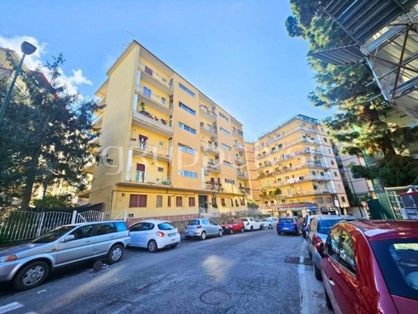 appartamento in vendita a Napoli in zona Arenella