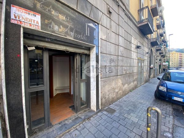casa semindipendente in vendita a Napoli in zona Fuorigrotta
