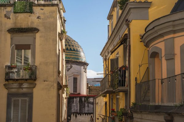 appartamento in vendita a Napoli in zona Stella