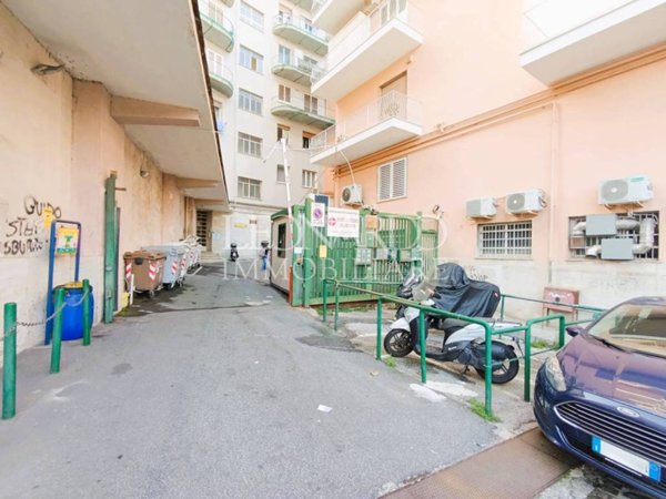casa indipendente in vendita a Napoli in zona Arenella