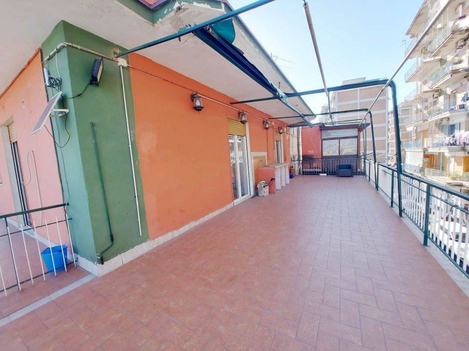 appartamento in vendita a Napoli in zona Vicaria