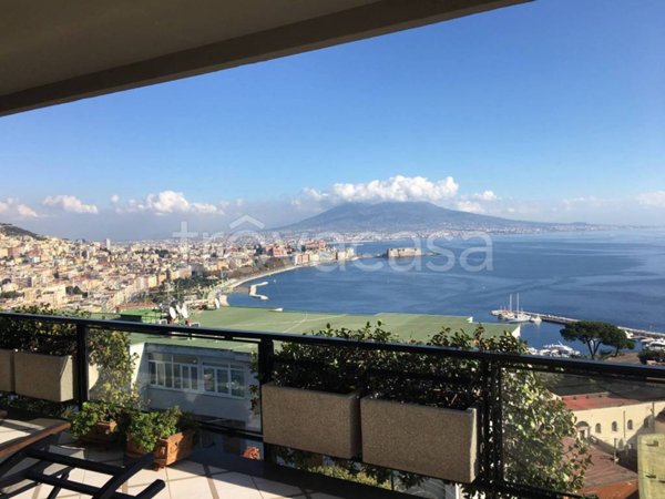 appartamento in vendita a Napoli in zona Posillipo
