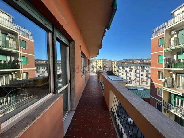 appartamento in vendita a Napoli in zona Arenella