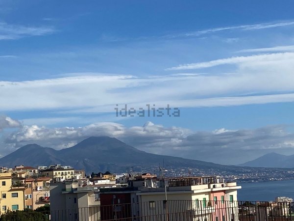 appartamento in vendita a Napoli in zona Vomero