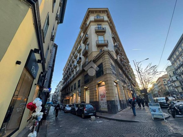 appartamento in vendita a Napoli in zona Pendino / San Giuseppe