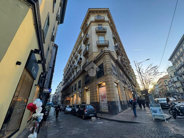 appartamento in vendita a Napoli in zona Pendino / San Giuseppe