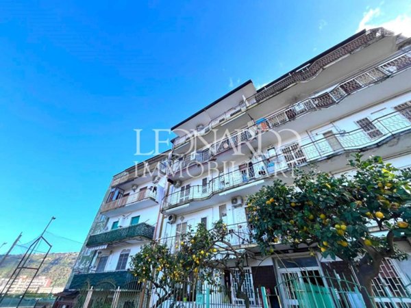 appartamento in vendita a Napoli in zona Pianura
