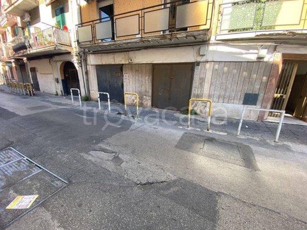 locale di sgombero in vendita a Napoli in zona Ponticelli