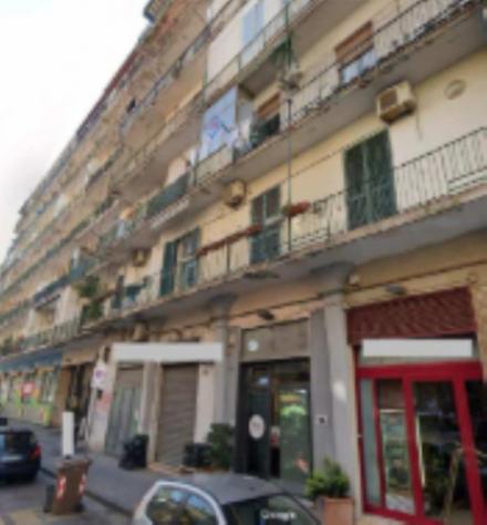 appartamento in vendita a Napoli in zona Bagnoli