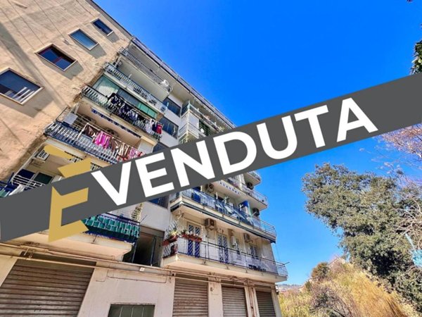 appartamento in vendita a Napoli in zona Bagnoli