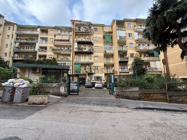 appartamento in vendita a Napoli in zona Vomero