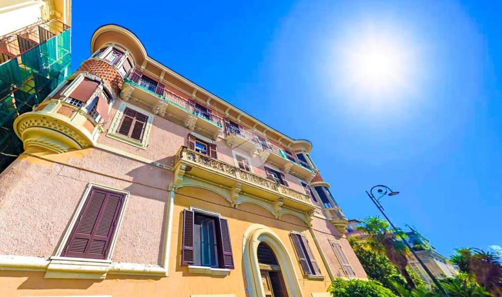 appartamento in vendita a Napoli in zona Vomero