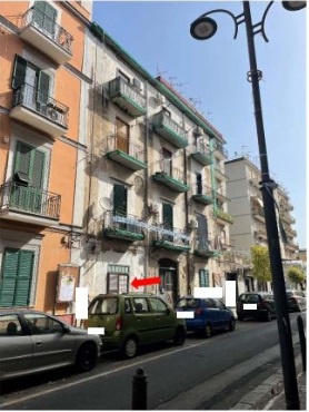 appartamento in vendita a Napoli in zona Barra
