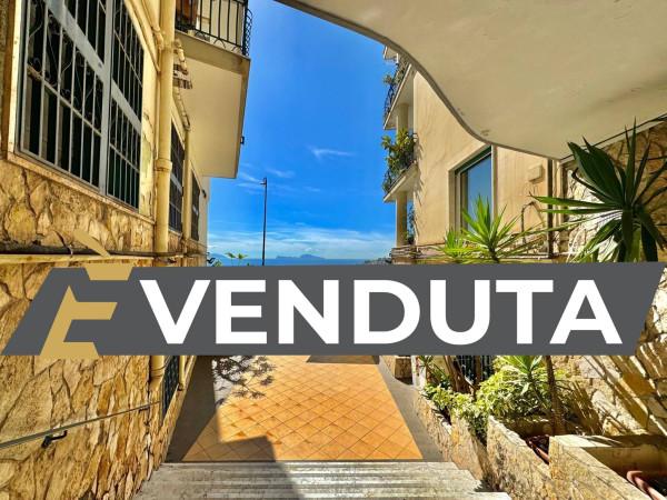 appartamento in vendita a Napoli in zona Vomero