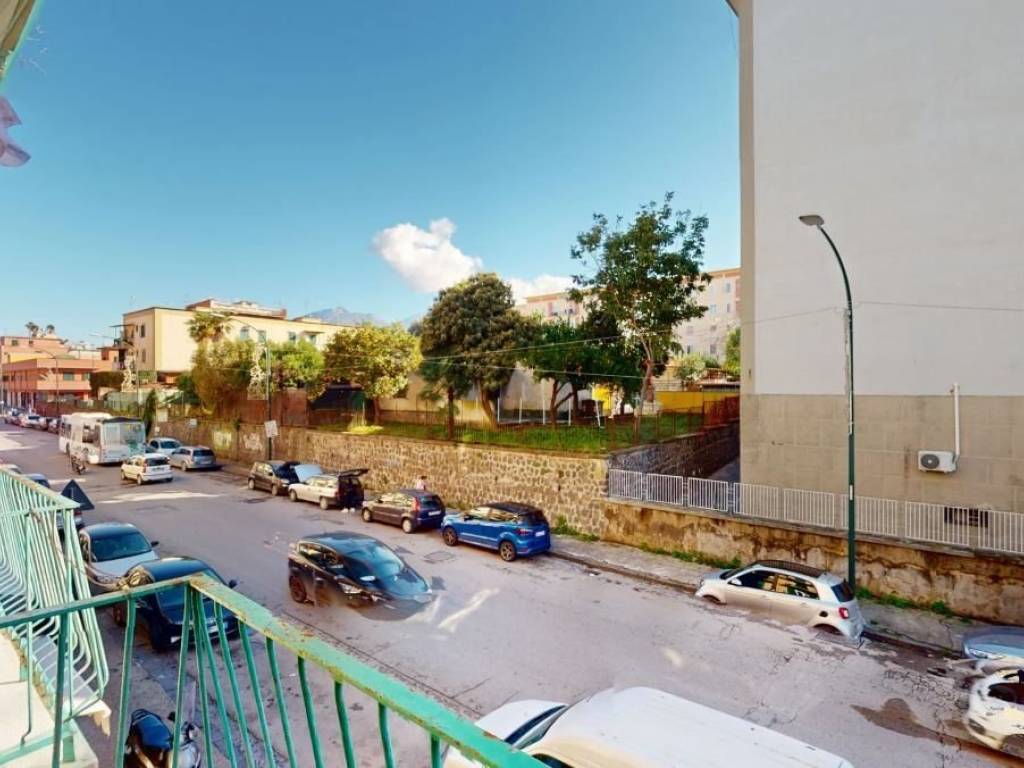 appartamento in vendita a Napoli in zona Ponticelli