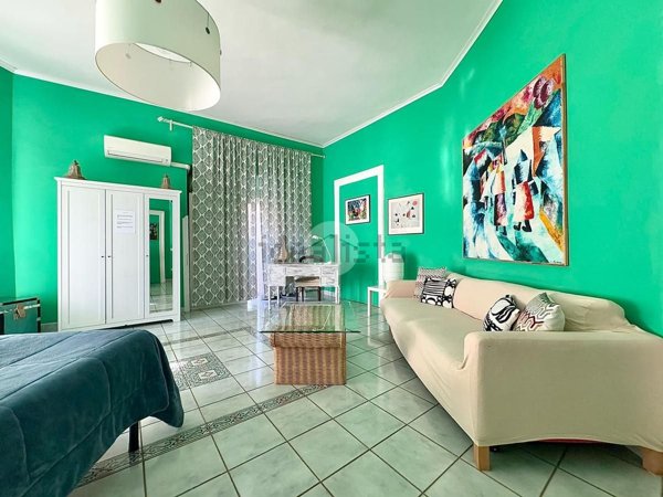 appartamento in vendita a Napoli in zona San Lorenzo