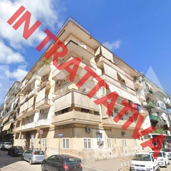 appartamento in vendita a Napoli in zona Secondigliano