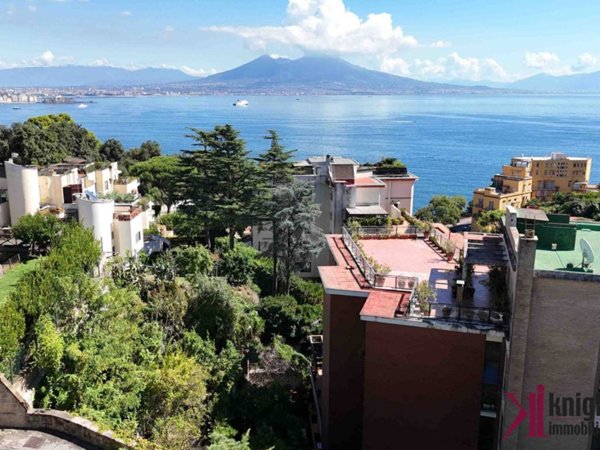 appartamento in vendita a Napoli in zona Posillipo