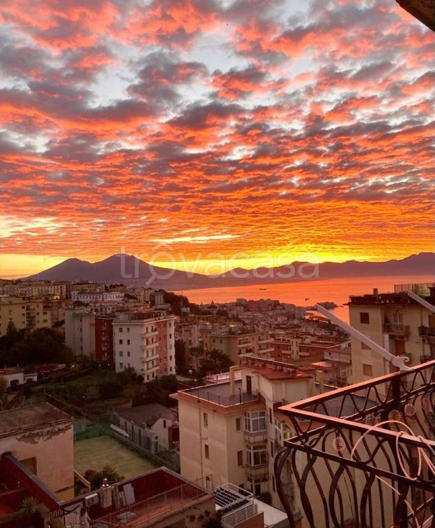 appartamento in vendita a Napoli
