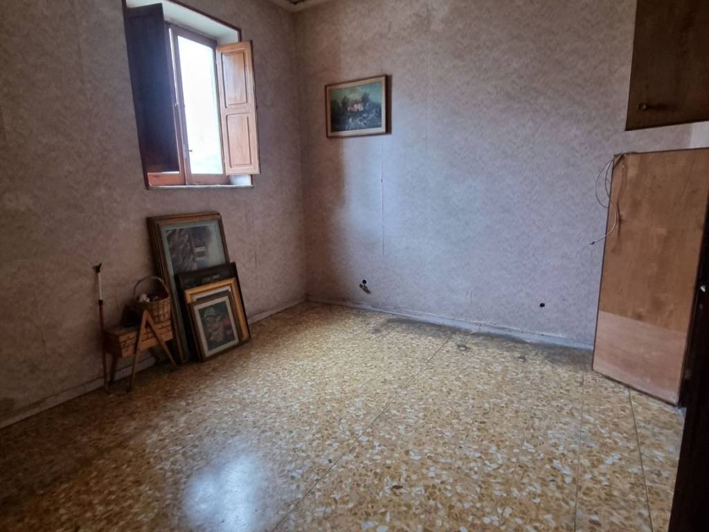 appartamento in vendita a Napoli in zona Stella