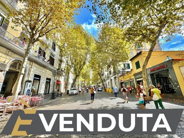 appartamento in vendita a Napoli in zona Vomero