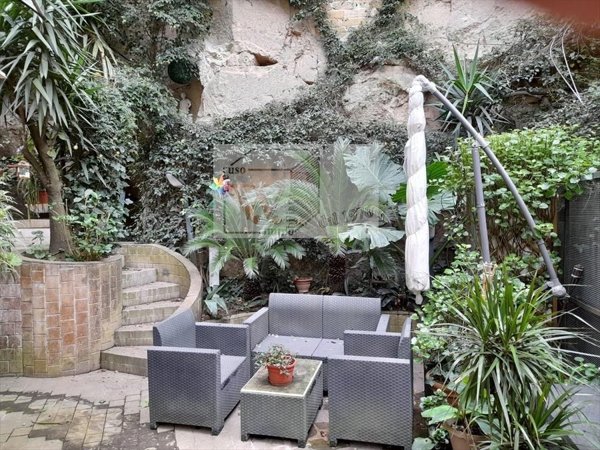 appartamento in vendita a Napoli in zona Posillipo