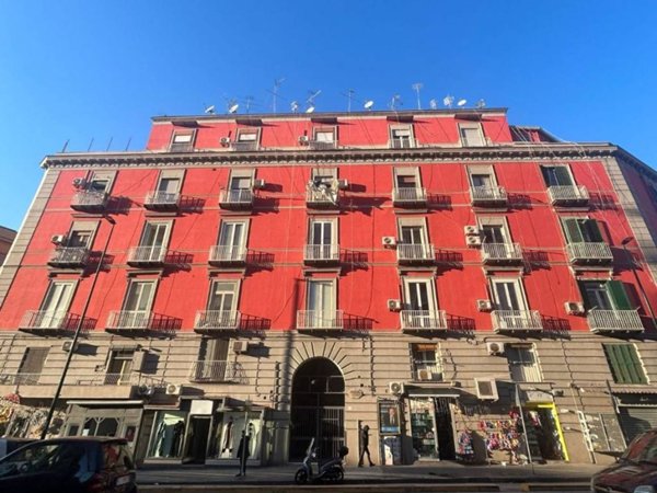 appartamento in vendita a Napoli in zona Fuorigrotta