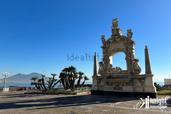 negozio in vendita a Napoli in zona Posillipo
