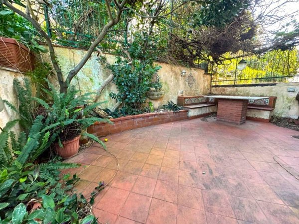 appartamento in vendita a Napoli in zona Bagnoli