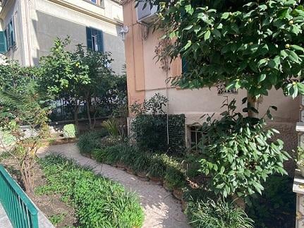 appartamento in vendita a Napoli in zona San Carlo all'Arena