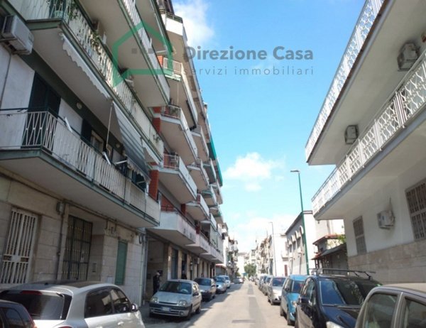negozio in vendita a Napoli in zona Capodichino