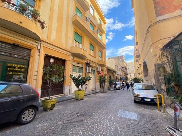 appartamento in vendita a Napoli