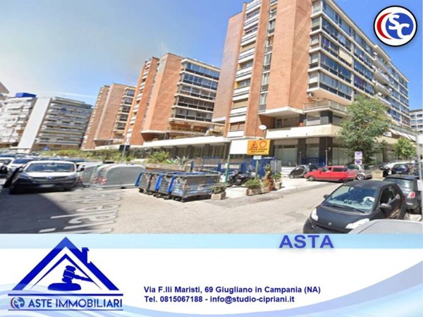 appartamento in vendita a Napoli in zona Fuorigrotta
