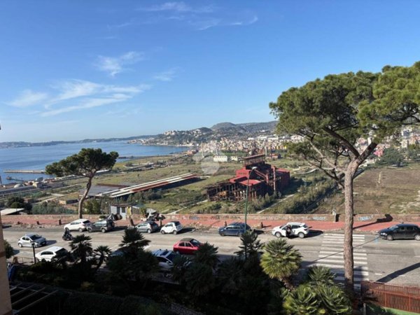 appartamento in vendita a Napoli in zona Posillipo