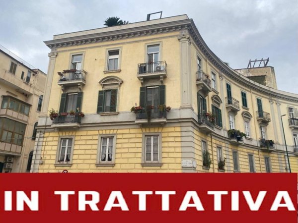 appartamento in vendita a Napoli in zona Pendino / San Giuseppe