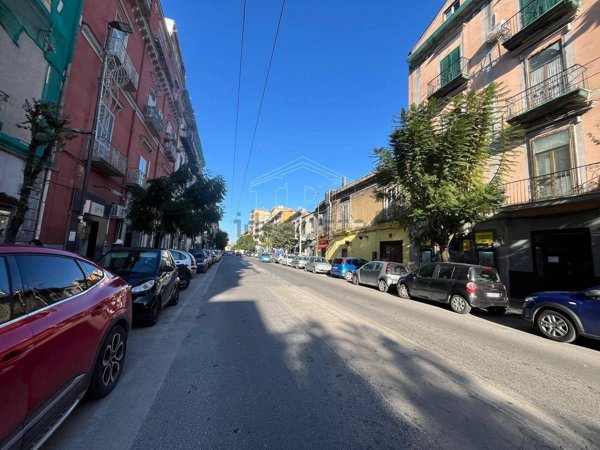 bivano in vendita a Napoli in zona Secondigliano