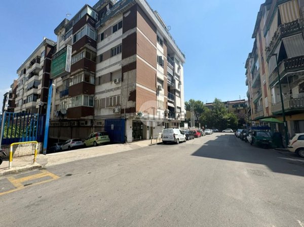 appartamento in vendita a Napoli in zona Secondigliano