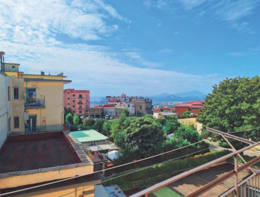 appartamento in vendita a Napoli in zona Posillipo