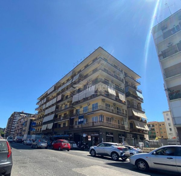 appartamento in vendita a Napoli in zona Fuorigrotta
