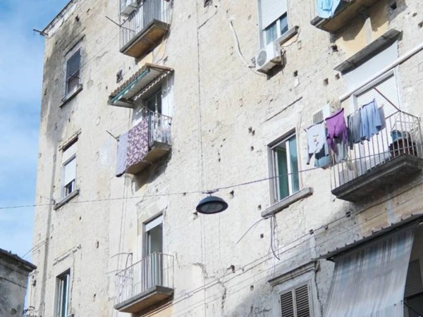 appartamento in vendita a Napoli
